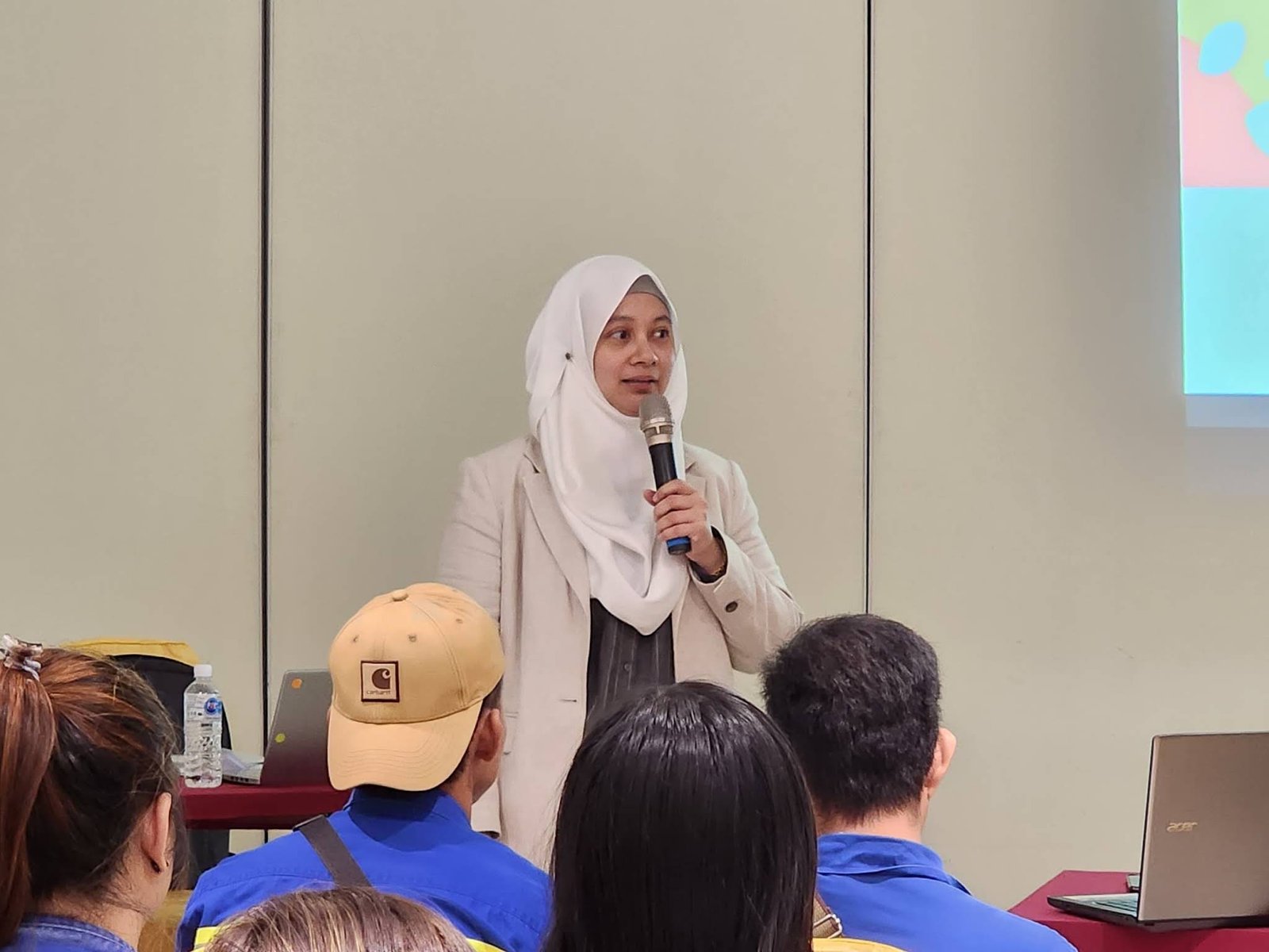 Health talk: Dr. Yasmin giving an ENT health talk in Bintulu.