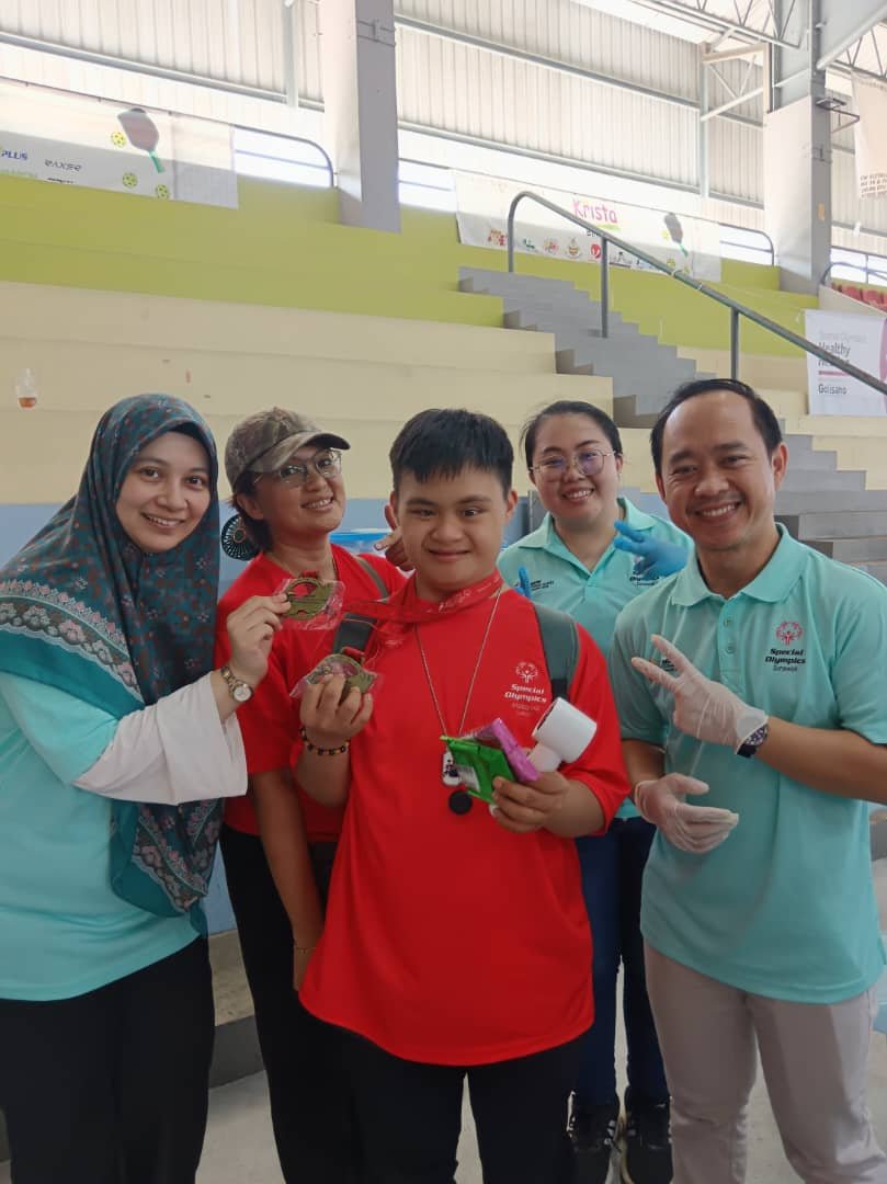 Community hearing support: Helping make hearing care more accessible through community programmes.